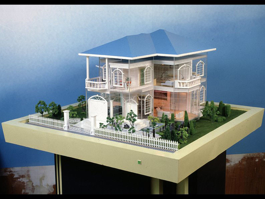 中国 別荘の建物のレイアウトをつけるアクリルのニースのスケール・モデルの景色 サプライヤー