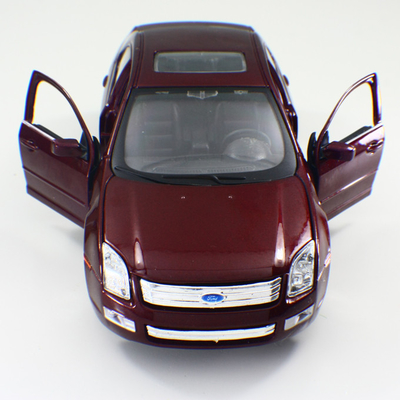 中国 2006 年のフォードの融合は C2420 収集できるモデル カー鋳造物合金車の注文のスケール・モデル車の死にます サプライヤー