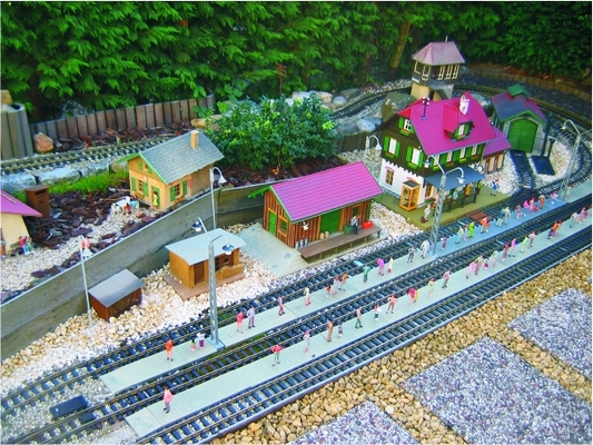 中国 展覧会 HO 鉄道スケール モデル風景人と車両パーツ サプライヤー