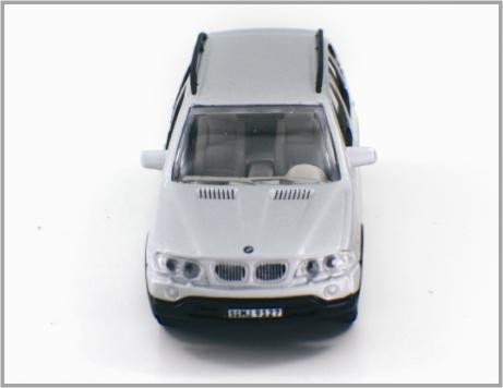 中国 1:43 は HO 列車のレイアウトのための小型注文のスケール・モデル車の合金 BMW X5 C4302 をダイカストで形造りました サプライヤー