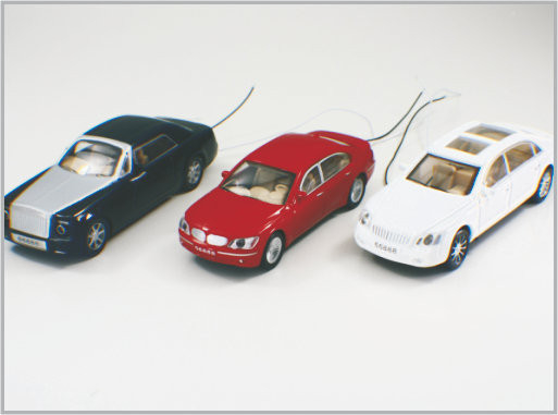 中国 ギフト及び家の Decoratio として 12v の 1/50 台の小型つけられた注文のスケール・モデル車 サプライヤー