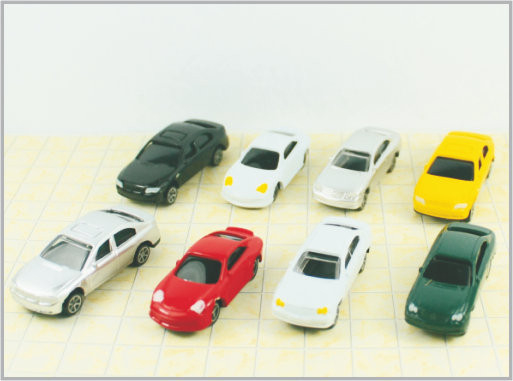 中国 ギフト及び家の Decoratio として 1/100 台の小型ダイカストで形造られたおもちゃのプラスチック注文のスケール・モデル車 CB1005-3 サプライヤー