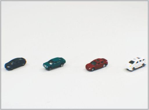 中国 ギフト及び家の Decoratio のための 1/200 台の小型ダイカストで形造られたおもちゃのプラスチック注文のスケール・モデル車 C200-4 サプライヤー