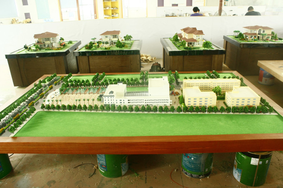 ミニチュア建築モデル メーカー、フットボール スタジアムの計画のスケール・モデルを計画する学校 サプライヤー