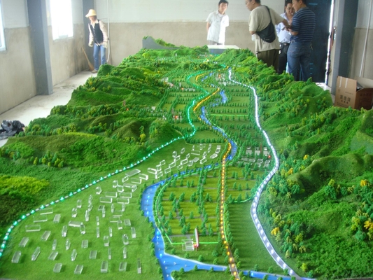 モノクロ レイアウト/地勢のための環境に優しいミニチュア建築モデル メーカーは模倣します サプライヤー