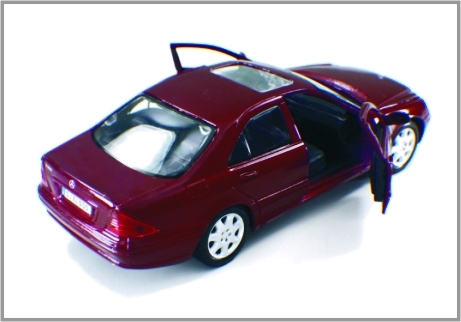1:24は列車のレイアウトのためのスマートな注文のスケール・モデル車の表示BMWのロードスターをダイカストで形造った サプライヤー