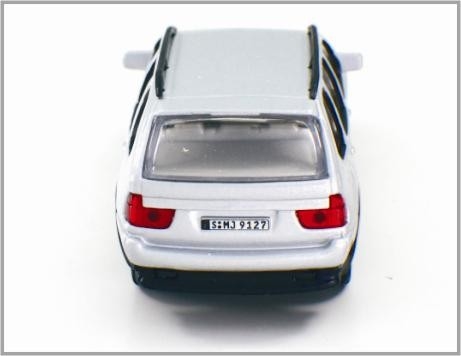 1:43 は HO 列車のレイアウトのための小型注文のスケール・モデル車の合金 BMW X5 C4302 をダイカストで形造りました サプライヤー