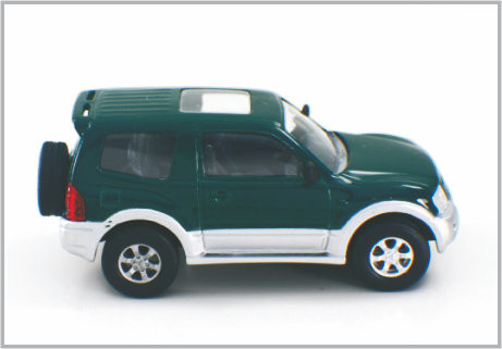 1 つ/43 は緑の合金のコレクション及びギフトのための注文のスケール・モデル車 Mitubishi Pajero をダイカストで形造りました サプライヤー